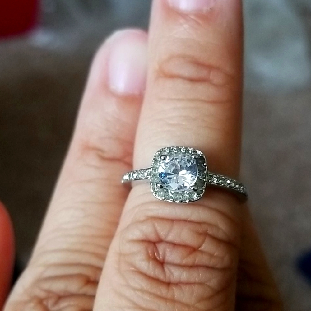 Silver cubic zirconia ring